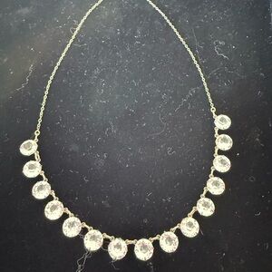 Elegant crystal and Silver Necklace